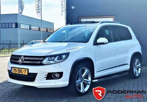 Volkswagen Tiguan 1.4 TSI Sport&amp;Style R-line Edition 160 PK/Panoramadak/Bi-Xenon/RNS510/19 Inch