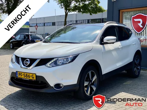 Nissan Qashqai 1.2 N-Connecta Parelmoer/Panorama/Camera 360/NL Auto